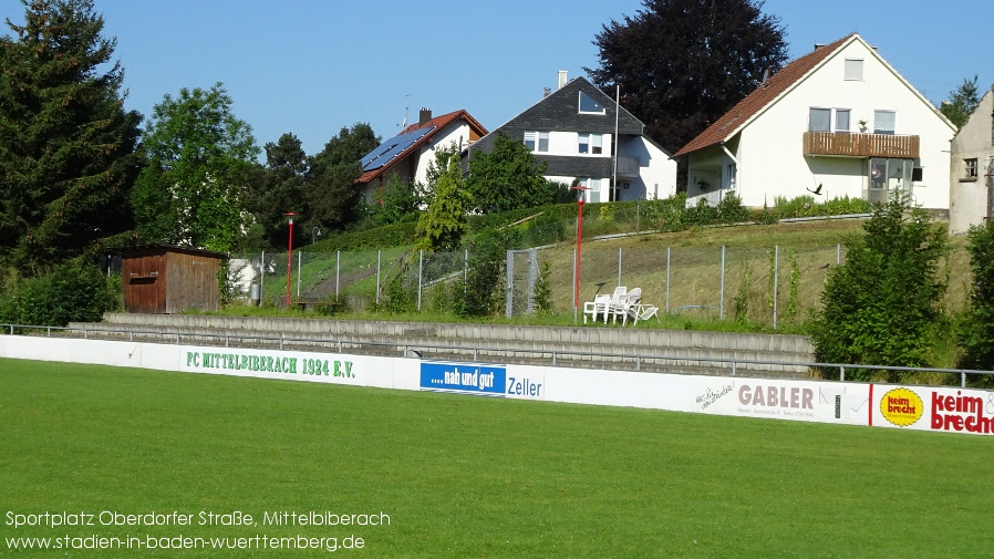 Mittelbiberach, Sportplatz Oberdorfer Straße
